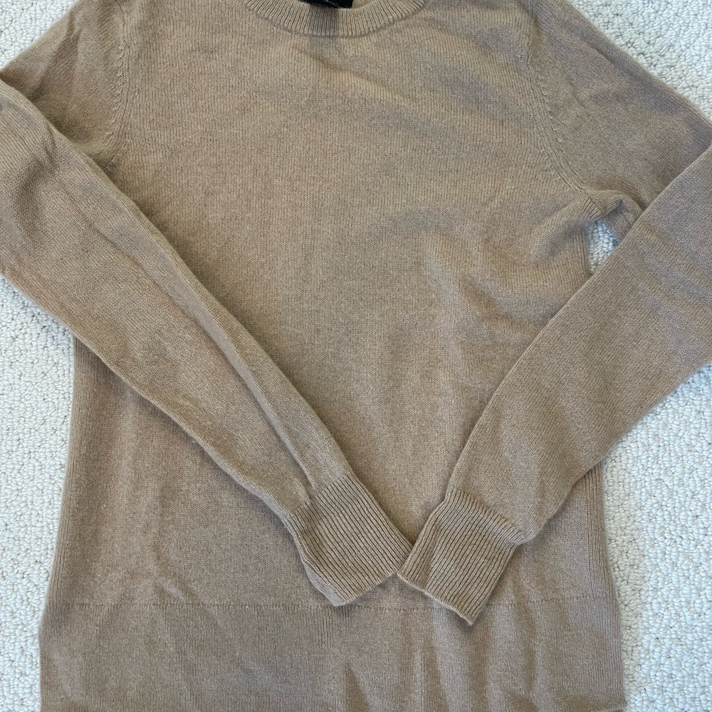 Halogen (Nordstrom) 100% cashmere tan sweater in XS